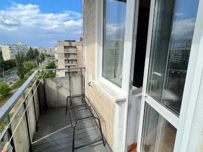 квартира за адресою Йорданська вул. (Лайоша Гавро), 4