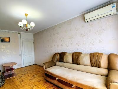 квартира за адресою Голосіївський просп. (40-річчя Жовтня), 7