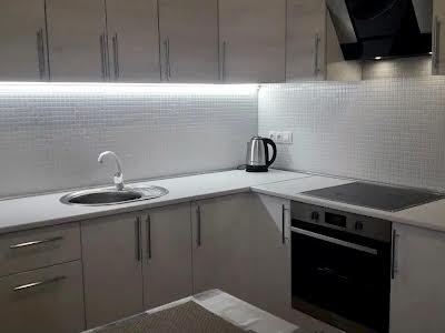 квартира за адресою Михайлівська вул., 8
