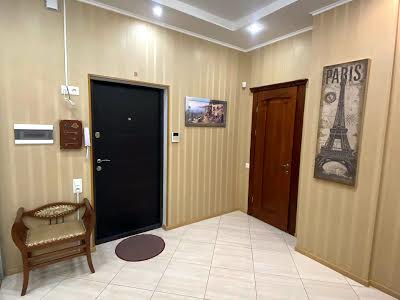 квартира за адресою Академіка Корольова вул., 5/4