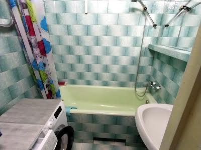квартира за адресою Дніпровська наб., 13