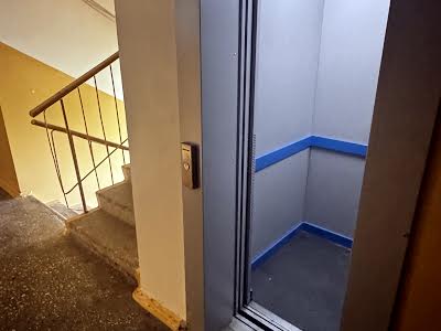квартира за адресою Новопирогівська вул., 25