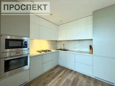 квартира за адресою Михайла Лушпи просп., 2/2
