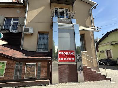 комерційна за адресою Галицька вул., 60
