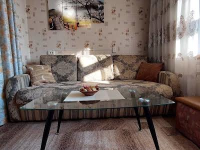 квартира за адресою Ревуцького вул., 19/1