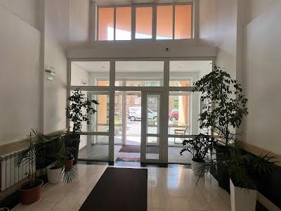 квартира за адресою Деміївська вул., 13