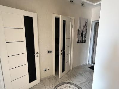 квартира за адресою Ревуцького вул., 9