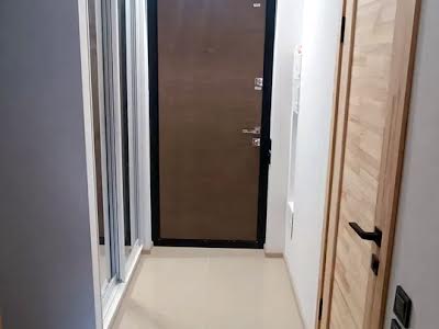 квартира за адресою Салютна вул., 2к18