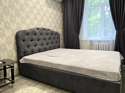 квартира за адресою Криворізька вул., 12-А