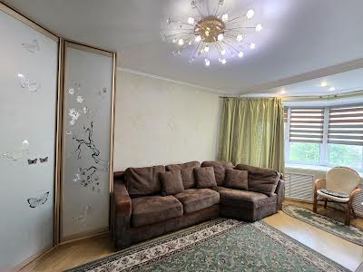 квартира за адресою Олександра Лазаревського вул. (Мініна), 9