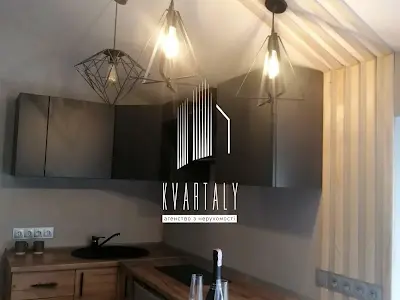 квартира за адресою Залізнична вул., 32
