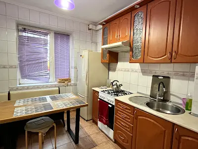 квартира по адресу Героев Днепра ул., 19