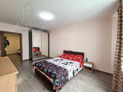 квартира за адресою Ревуцького вул., 54