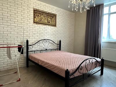 квартира за адресою Воскресенська вул., 16-А