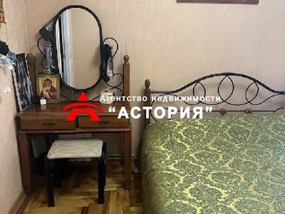 квартира за адресою Чарівна вул., 38