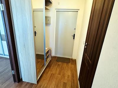 квартира за адресою Софії Русової вул., 5Б