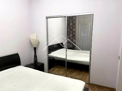 квартира по адресу Проспект Університетський, 37