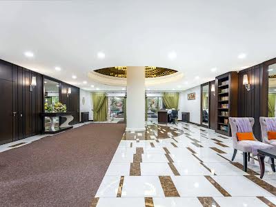 квартира за адресою Кропивницького вул., 10