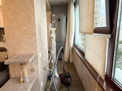 квартира за адресою Митрополита Василя Липківського вул. (Урицького), 23