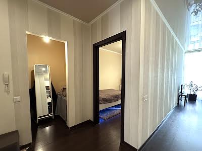 квартира за адресою Регенераторна вул., 4 к10