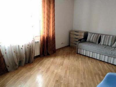 квартира за адресою Степана Руданського вул., 4-6