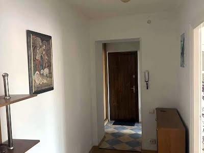 квартира за адресою Вагонна вул., 8