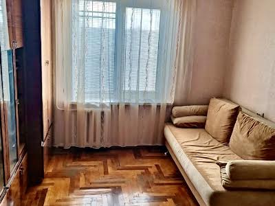 квартира за адресою Полякова вул., 19