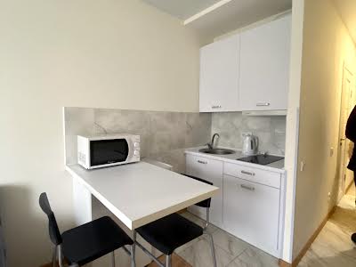квартира за адресою Машинобудівна вул., 41
