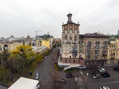 квартира по адресу Козловского Ивана пер., 2/18