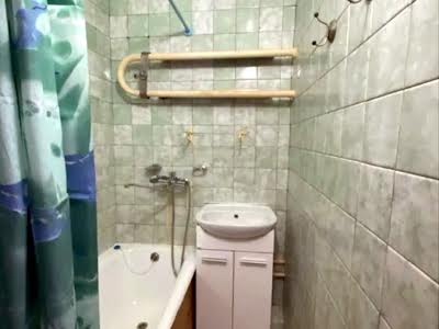 квартира за адресою Раїси Окіпної вул., 7-А