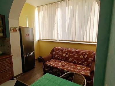квартира за адресою Академіка Корольова вул., 125