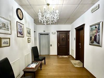 квартира по адресу Уютная ул., 13