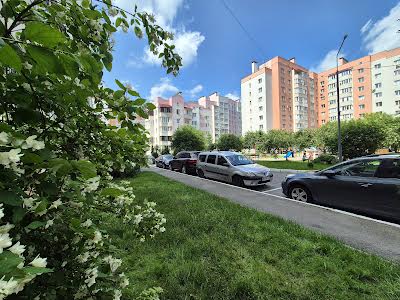 квартира за адресою Анатолія Бортняка вул., 2