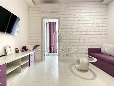 квартира за адресою Дмитра Луценка вул. (Крейсера 