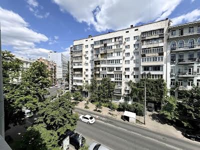 квартира за адресою Шота Руставелі вул., 27