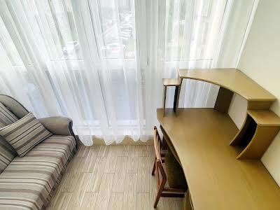 квартира за адресою Метрологічна вул., 11б
