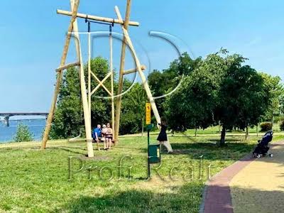 квартира за адресою Дніпровська набережна вул., 13