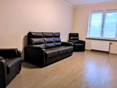 квартира за адресою Академіка Глушкова просп., 9е