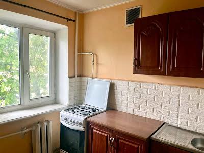 квартира за адресою Олени Теліги вул., 21