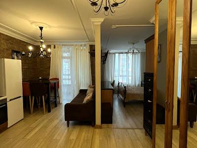 квартира за адресою Каховська вул., 60
