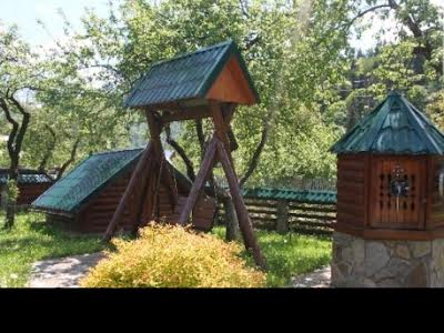 будинок за адресою Довбуша, 12