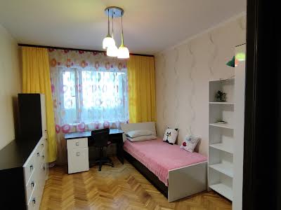 квартира за адресою Коласа Якуба вул., 28В