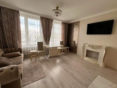 квартира за адресою Дніпровська набережна вул., 18 а