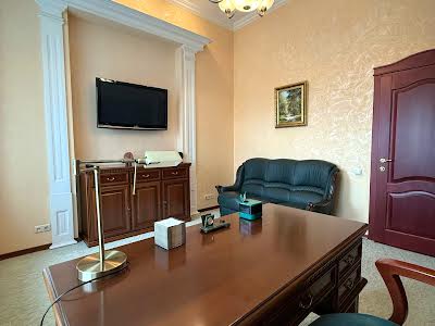 квартира за адресою Костельна вул., 8