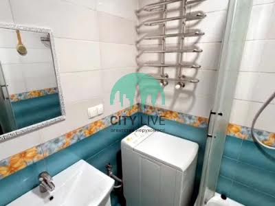 квартира по адресу Карпатської Січі ул., 6а