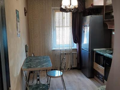 квартира по адресу Драгоманова ул., 5