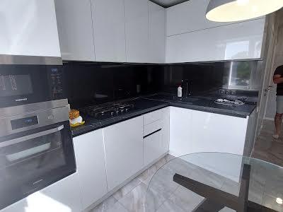 квартира за адресою Миколаїв, Артилерійська вул., 10
