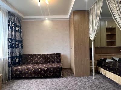квартира за адресою Михайлівська вул., 8