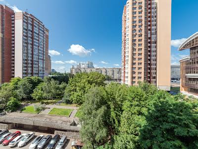 квартира за адресою Старонаводницька вул., 13