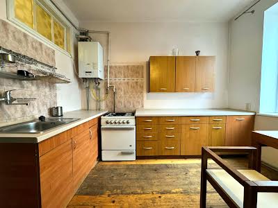 квартира за адресою Остапа Луцького вул., 20